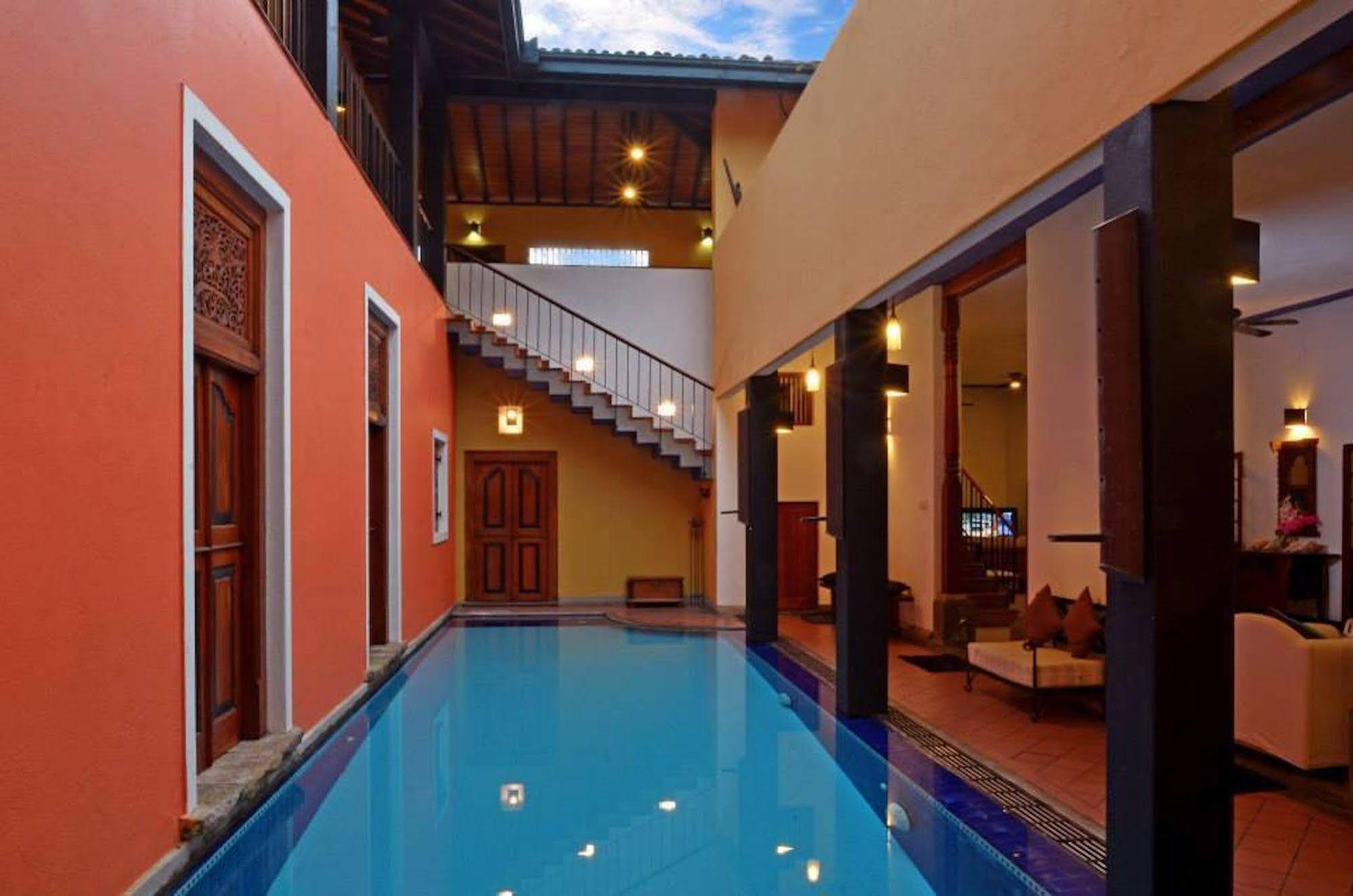 Capers Colombo